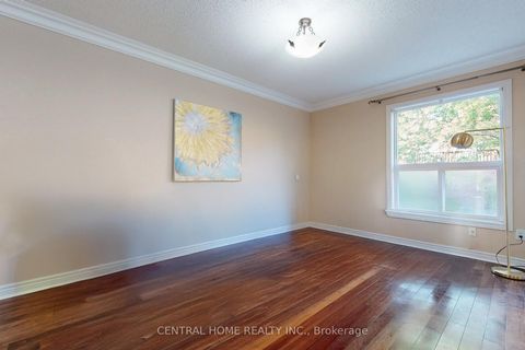 Photo 2 at 165 Manorheights Street, Rouge Woods, Richmond Hill