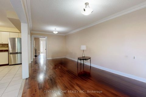 Photo 4 at 165 Manorheights Street, Rouge Woods, Richmond Hill