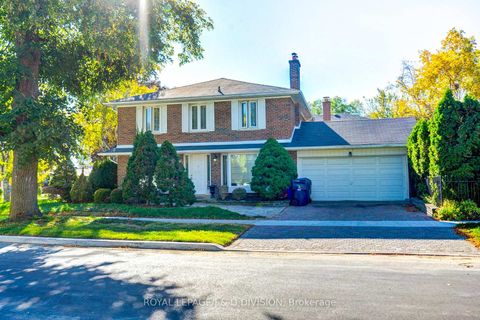 Photo 2 at 66 Brian Drive, Pleasant View, Toronto