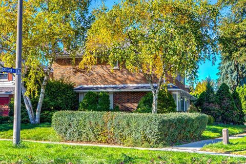 Photo 7 at 66 Brian Drive, Pleasant View, Toronto
