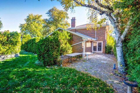 Photo 15 at 66 Brian Drive, Pleasant View, Toronto