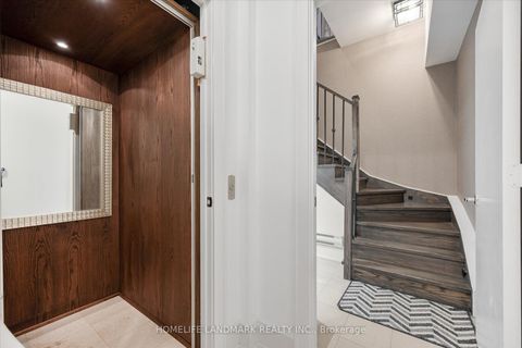 Photo 34 at 102 - 29 Queens Quay E, Waterfront Communities C8, Toronto