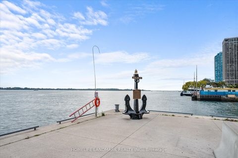 Photo 38 at 102 - 29 Queens Quay E, Waterfront Communities C8, Toronto