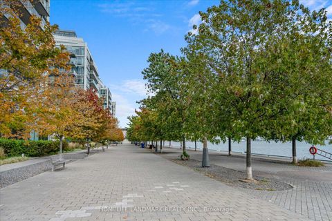 Photo 40 at 102 - 29 Queens Quay E, Waterfront Communities C8, Toronto