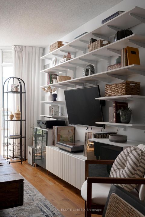 Photo 9 at 1403 - 255 Richmond Street E, Moss Park, Toronto Photo 9 at 1403 - 255 Richmond Street E, Moss Park, Toronto