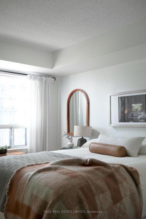 Photo 12 at 1403 - 255 Richmond Street E, Moss Park, Toronto