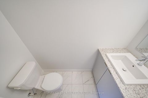 Photo 15 at 28 - 18 Lytham Green Circle, Glenway Estates, Newmarket