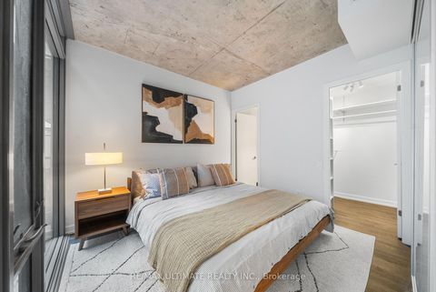 Photo 3 at 315 - 650 King Street W, Waterfront Communities C1, Toronto