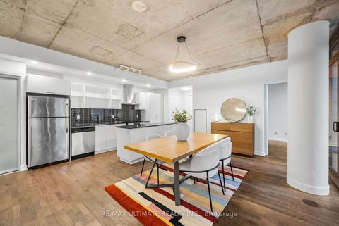 Photo 12 at 315 - 650 King Street W, Waterfront Communities C1, Toronto
