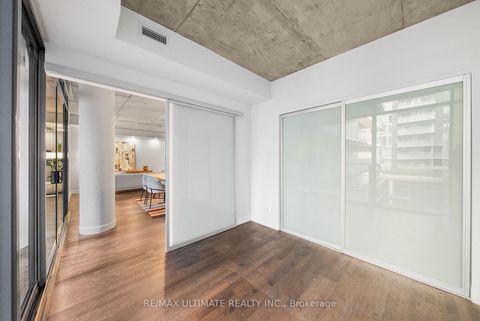 Photo 19 at 315 - 650 King Street W, Waterfront Communities C1, Toronto