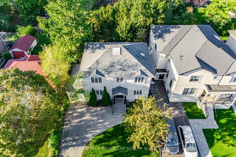 Photo 2 at 114 Fairholme Avenue, Lawrence, Toronto