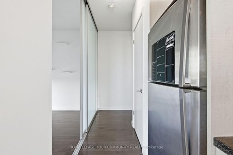 Photo 10 at 705 - 390 Cherry Street, Waterfront Communities C8, Toronto