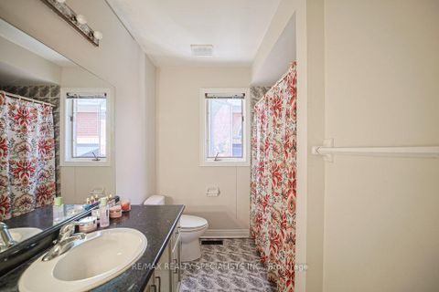 Photo 18 at 150 Widdifield Avenue, Armitage, Newmarket