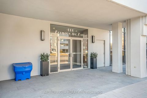 Photo 2 at 109 - 600 Eglinton Avenue E, Mount Pleasant East, Toronto