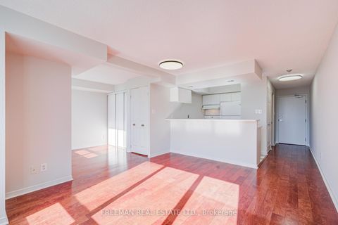 Photo 8 at 1124 - 801 King Street W, Niagara, Toronto