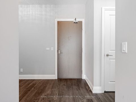 Photo 1 at 2106 - 7890 Bathurst Street, Beverley Glen, Vaughan