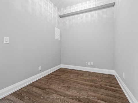 Photo 2 at 2106 - 7890 Bathurst Street, Beverley Glen, Vaughan