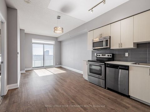 Photo 3 at 2106 - 7890 Bathurst Street, Beverley Glen, Vaughan