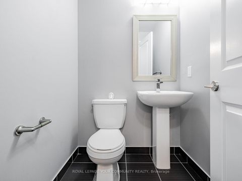 Photo 8 at 2106 - 7890 Bathurst Street, Beverley Glen, Vaughan