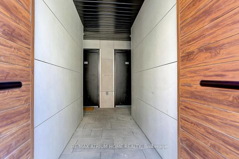 Photo 1 at 1103 - 12 David Eyer Road, Rural Richmond Hill, Richmond Hill