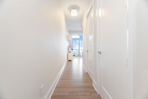 Photo 6 at PH05 - 18 Graydon Hall Drive, Donalda, Toronto