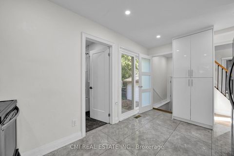 Photo 10 at 153 Clarence Street, West Woodbridge, Vaughan