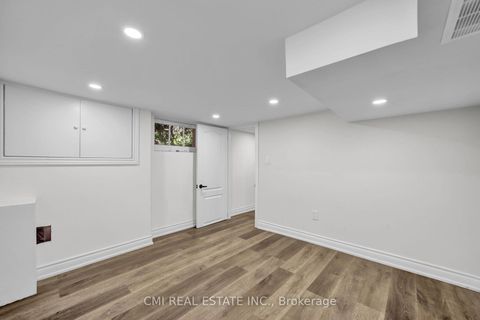 Photo 21 at 153 Clarence Street, West Woodbridge, Vaughan