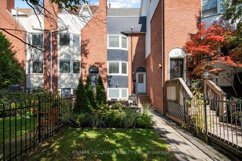 Photo 1 at 18 Sydenham Street, Regent Park, Toronto