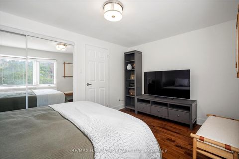 Photo 24 at 18 Sydenham Street, Regent Park, Toronto