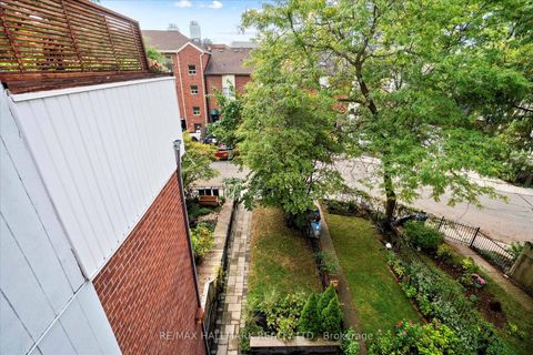 Photo 34 at 18 Sydenham Street, Regent Park, Toronto