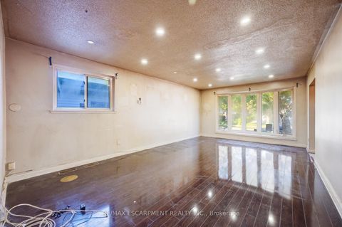 Photo 4 at 7270 Topping Road, Malton, Mississauga