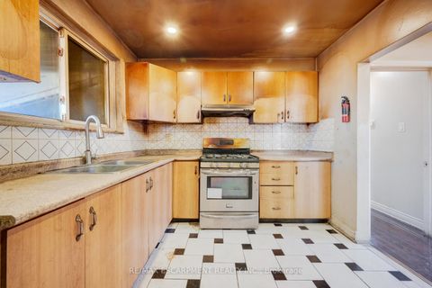 Photo 6 at 7270 Topping Road, Malton, Mississauga