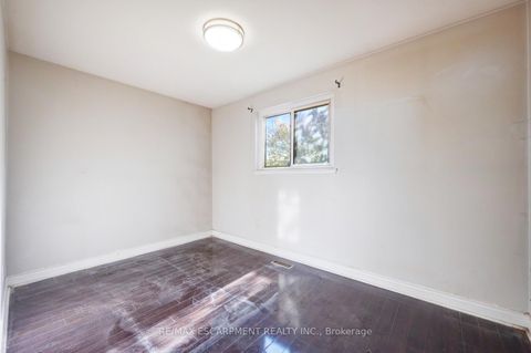 Photo 10 at 7270 Topping Road, Malton, Mississauga