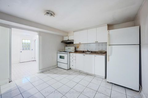 Photo 25 at 7270 Topping Road, Malton, Mississauga