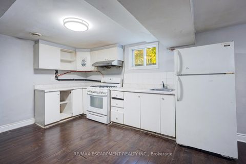 Photo 32 at 7270 Topping Road, Malton, Mississauga