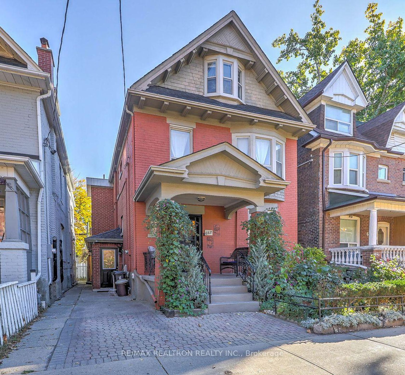 667 Pape Avenue, Jones, Toronto by Loree Meneguzzi Real Estate 667 Pape Avenue, Jones, Toronto