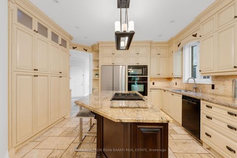 Photo 17 at 384 Hillcrest Avenue, Willowdale East, Toronto