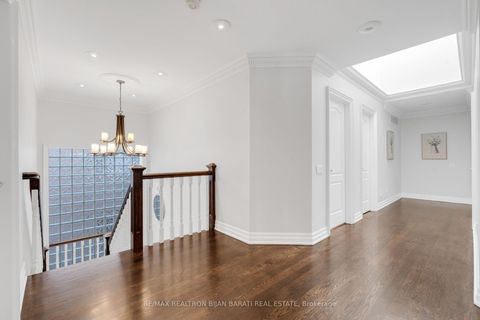 Photo 22 at 384 Hillcrest Avenue, Willowdale East, Toronto