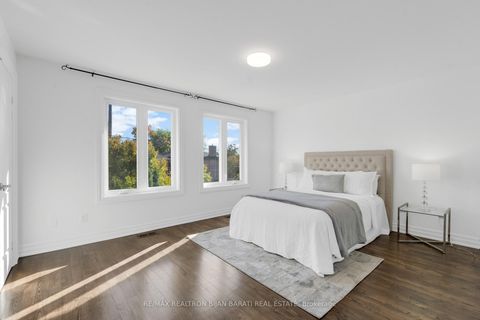 Photo 28 at 384 Hillcrest Avenue, Willowdale East, Toronto