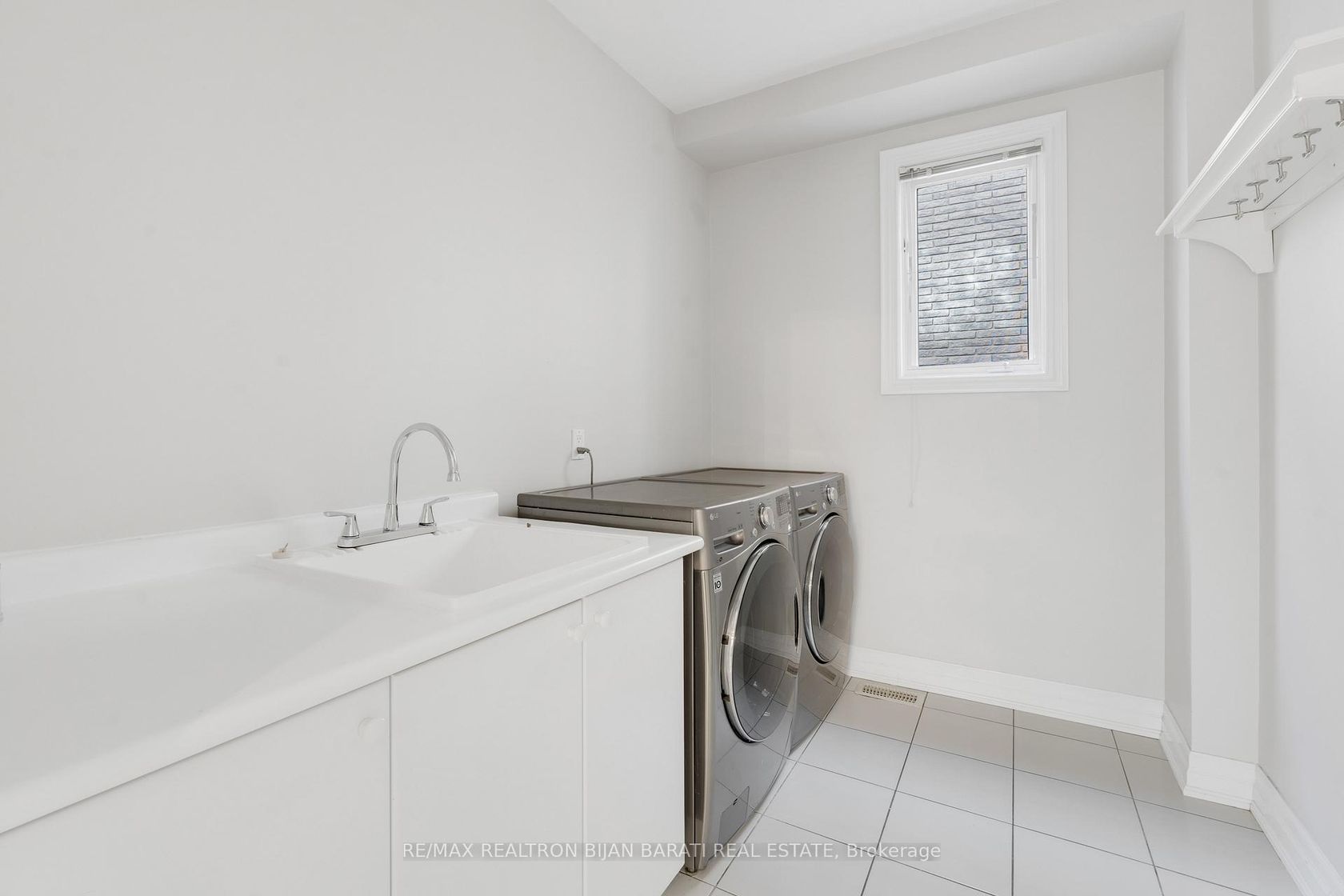 Photo 21 at 384 Hillcrest Avenue, Willowdale East, Toronto Photo 21 at 384 Hillcrest Avenue, Willowdale East, Toronto