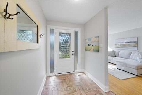 Photo 4 at 655 Park Court, Leslie Valley, Newmarket