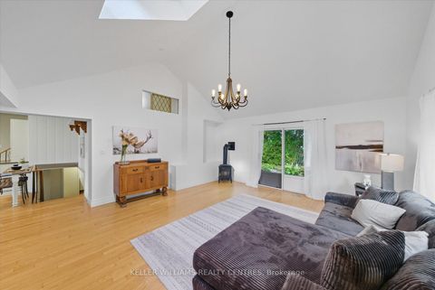Photo 17 at 655 Park Court, Leslie Valley, Newmarket