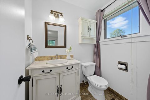 Photo 25 at 655 Park Court, Leslie Valley, Newmarket
