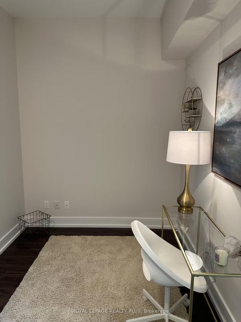 Photo 10 at 3415 - 105 The Queensway Avenue, Swansea, Toronto