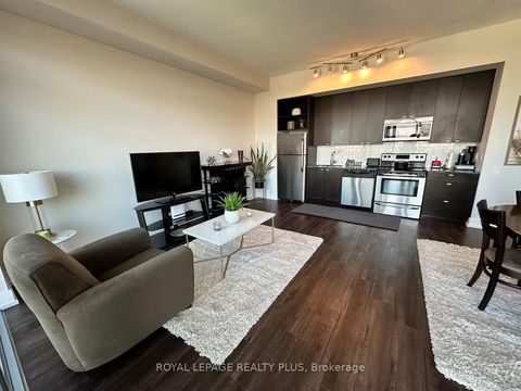 Photo 11 at 3415 - 105 The Queensway Avenue, Swansea, Toronto
