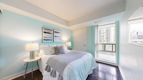 Photo 16 at 706 - 35 Bales Avenue, Willowdale East, Toronto