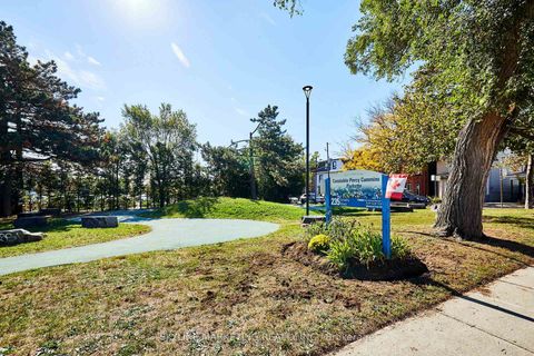 Photo 2 at 46 Ford Street, Pellam Park, Toronto