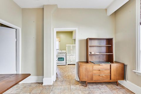 Photo 12 at 46 Ford Street, Pellam Park, Toronto Photo 12 at 46 Ford Street, Pellam Park, Toronto