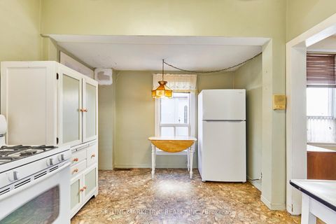 Photo 18 at 46 Ford Street, Pellam Park, Toronto