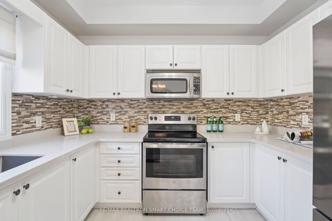 Photo 13 at 117 Miller Drive, Edgehill Drive, Barrie